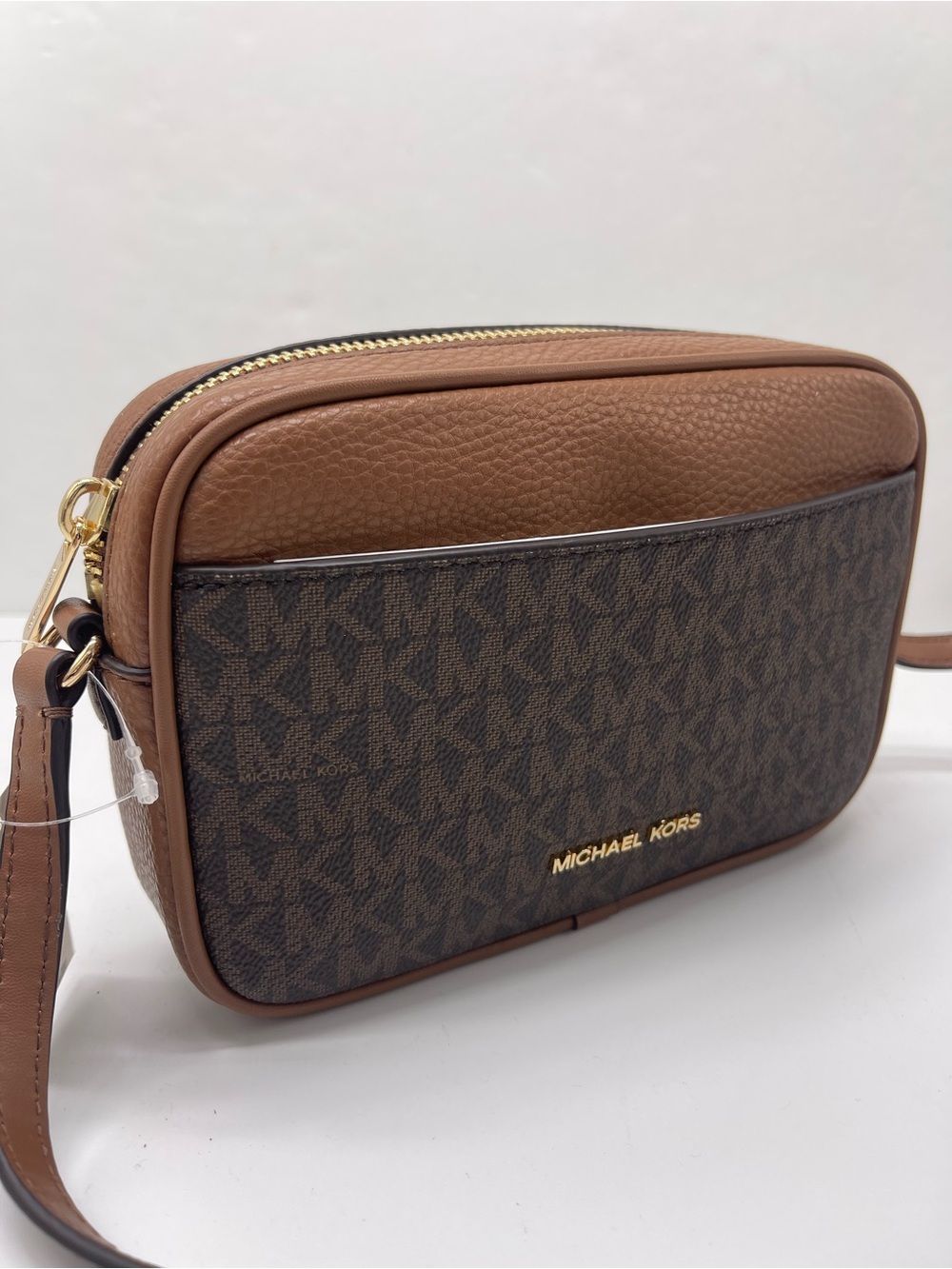 Michael Kors Jet Set Sm Signature Logo Camera Crossbody Xbody Bag
Brown 
NWT
